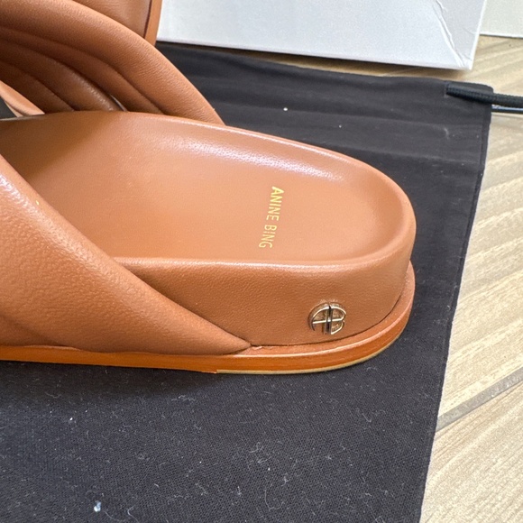 Annie Bing Lizzie Slide! - Picture 4 of 7